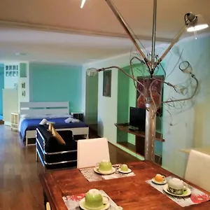Bed and Breakfast Zaffiro Blu Airport